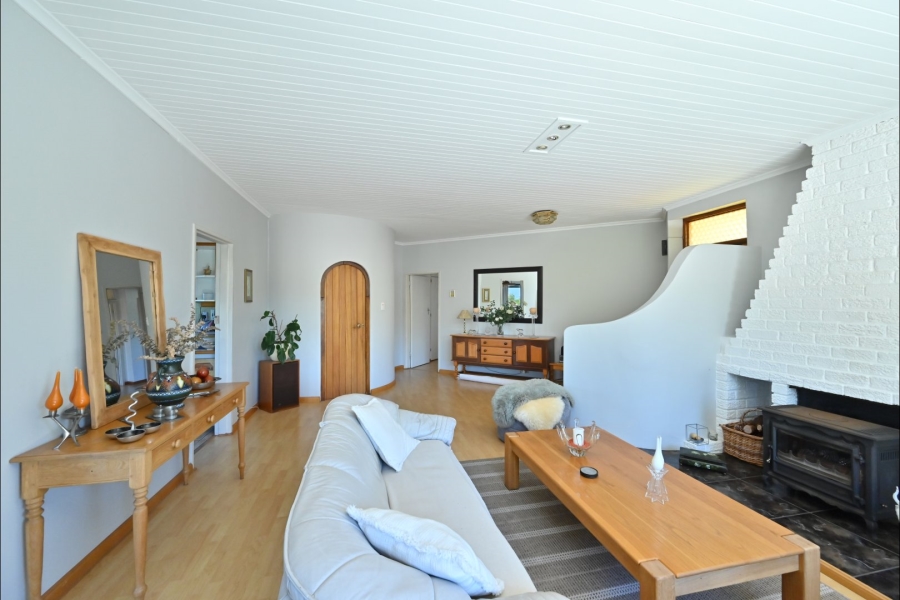 4 Bedroom Property for Sale in Table View Western Cape